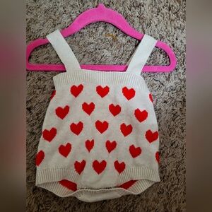 💥 3/$24 NWT Cat and Jack Knit Heart/ Valentines‎ Onesie